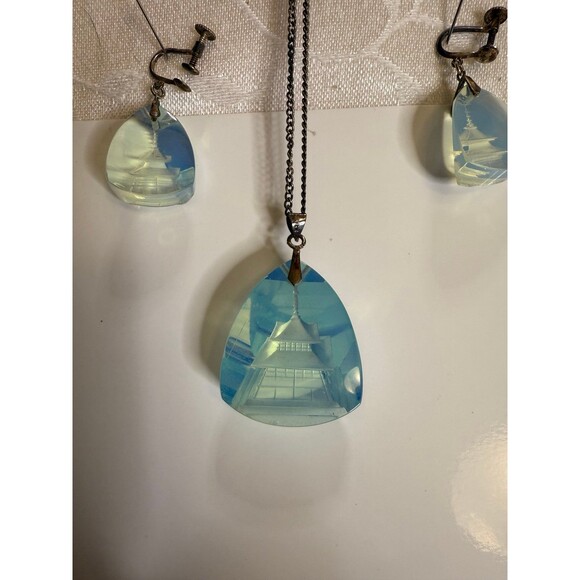 Unbranded Jewelry - Vintage Necklace And Earrings